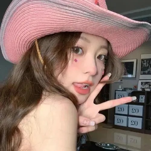 发布会现场直击：超模之女豪车代步炫富，整整一周最新进展